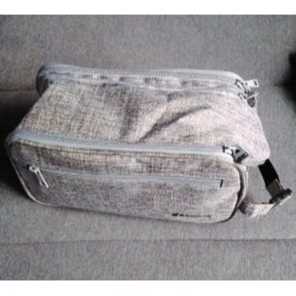 New Toiletry Bag for Men, Travel Essentials Shaving Dopp Kit, Mens Travel Bag - Picture 1 of 3